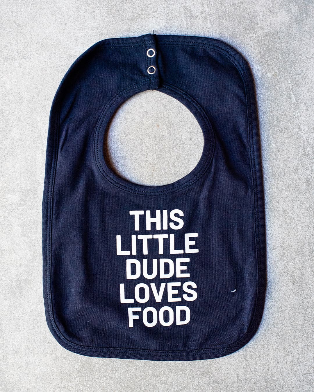 This little dude loves food - slabbetje