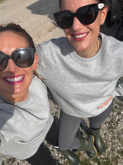 Trui This chick loves food